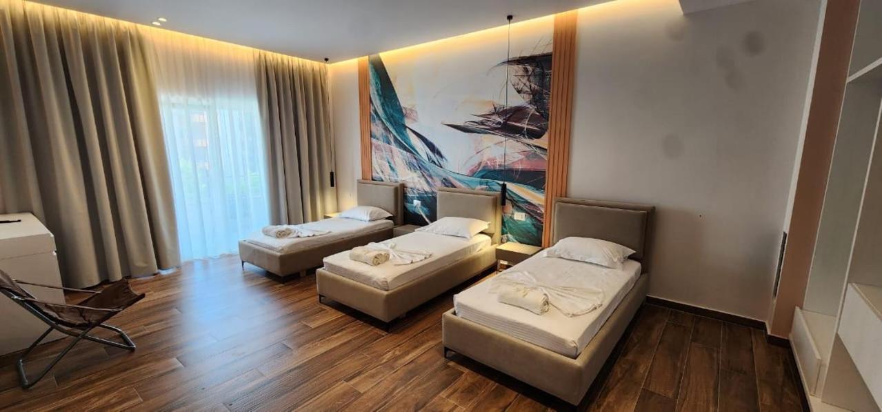 Hotel Miami *